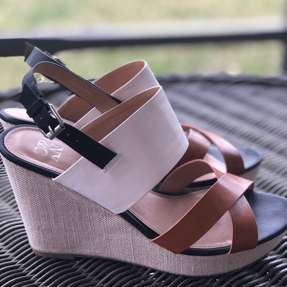 Wedges - Picture 2 of 3